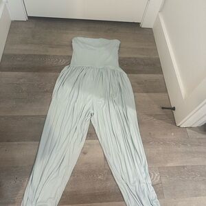 Halara jump suite size medium new with tags